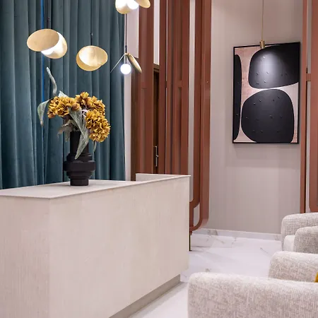 מלון דירות Omma 4*