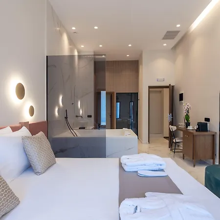 Omma 4* Rethymno (Crete)