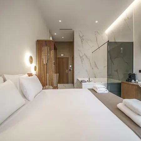 Omma Aparthotel