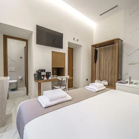Omma Aparthotel 4*