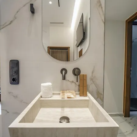 Omma 4* Rethymno (Crete)