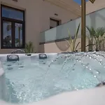 Aparthotel Omma