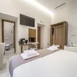 Omma Aparthotel 4*
