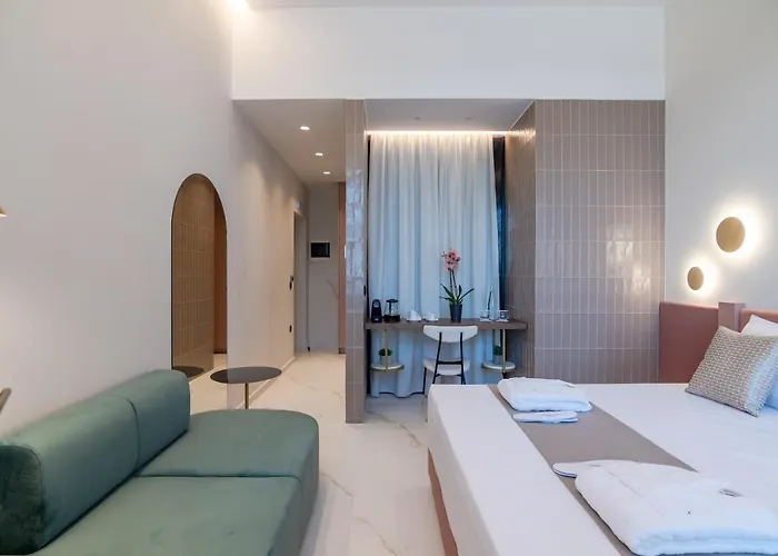 Omma 4* Rethymno (Crete)